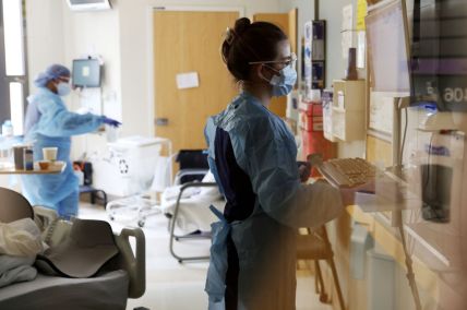 Omicron BA.2 Variant: 2 New Symptoms Could Indicate COVID-19 Infection