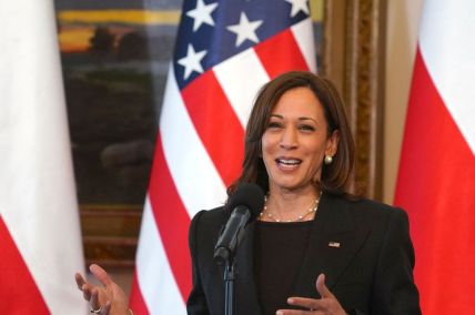 Kamala Harris Criticized by Volodymyr Zelensky's Ex-Press Secretary; Explains Why She Deleted Tweet Saying it Would Be 'Tragedy' if Harris Was President