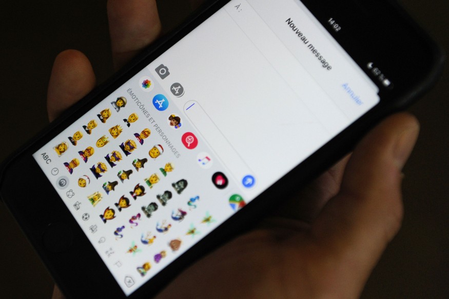 US Agencies Face Backlash for Linking Emojis to Venezuelan Gang
