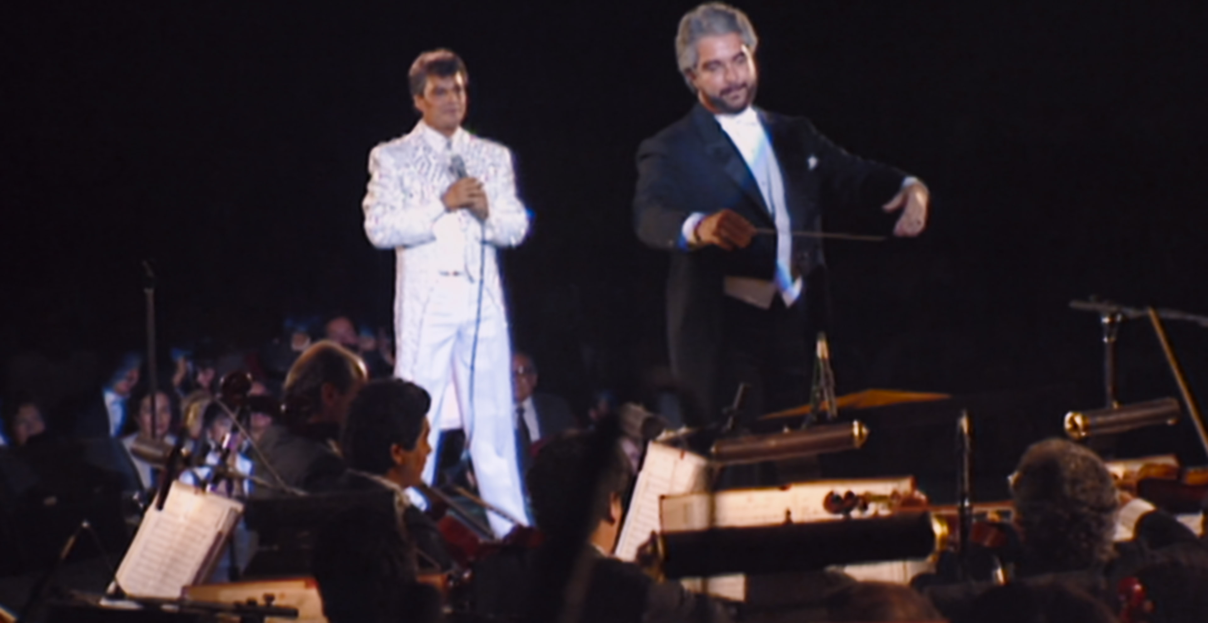 Fotos Documental Juan Gabriel Netflix