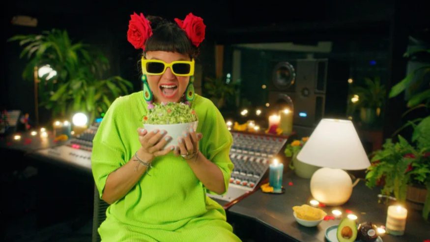 ’La Bilirrubina’ gets a remix for health: Bomba Estéreo, avocados