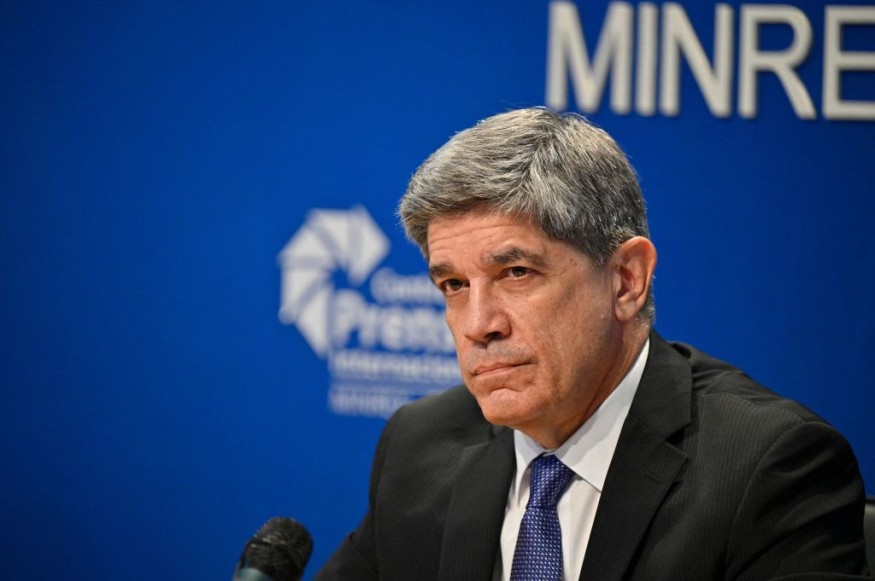 Carlos Fernandez de Cossio