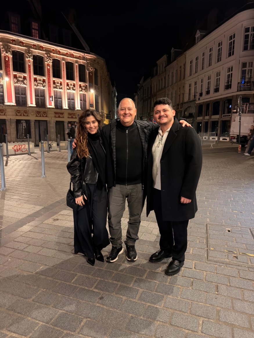 Juan Pablo Escobar henao, juanita molina, yaner, dear killer nannies