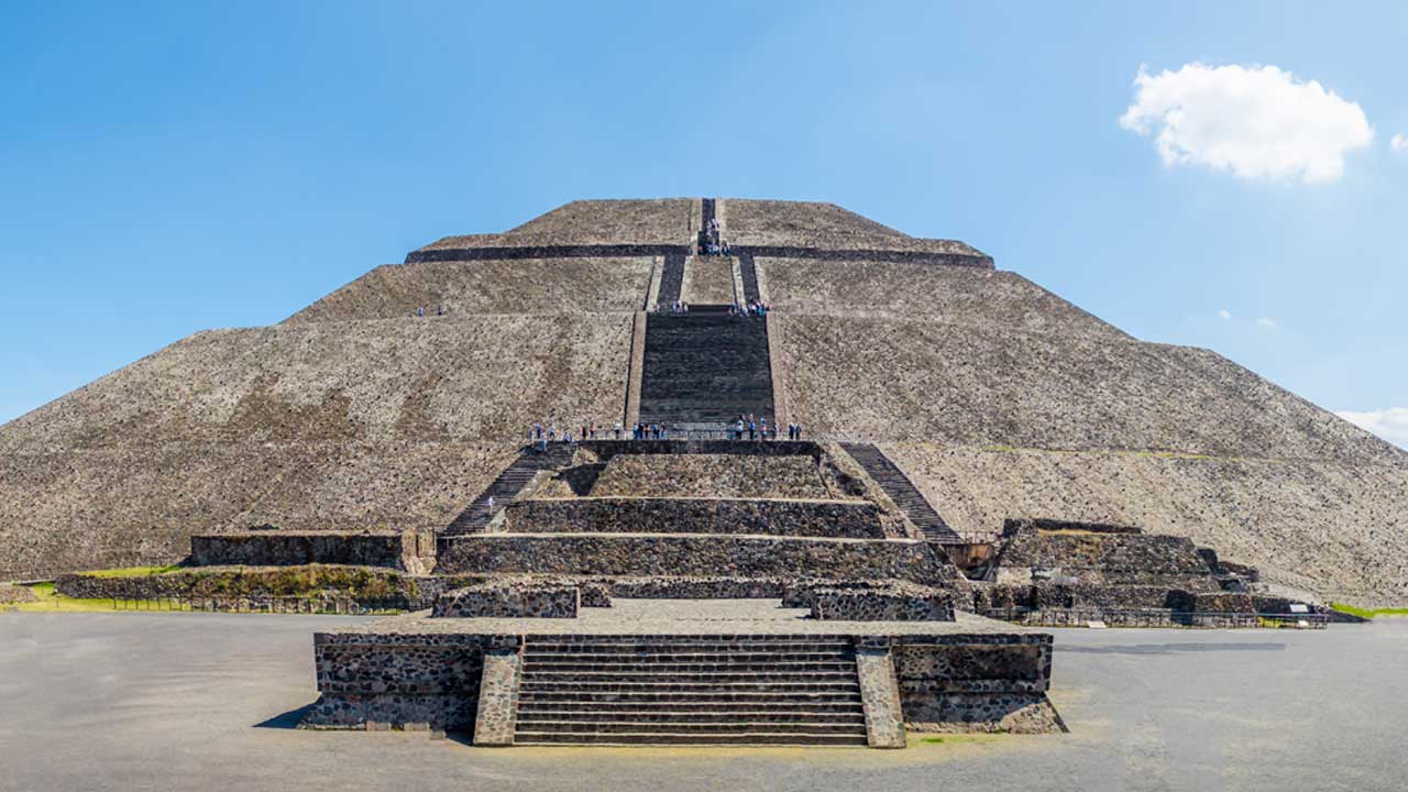 Black Day For Tourism In Latin America: 2 Dead During Shooting At Mexico's Teotihuacan, 200 Tourists Stranded During Rio De Janeiro Police Operation